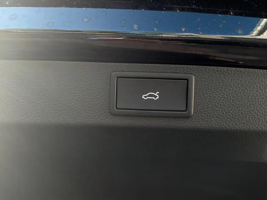 Skoda Karoq - Thumbnail 21