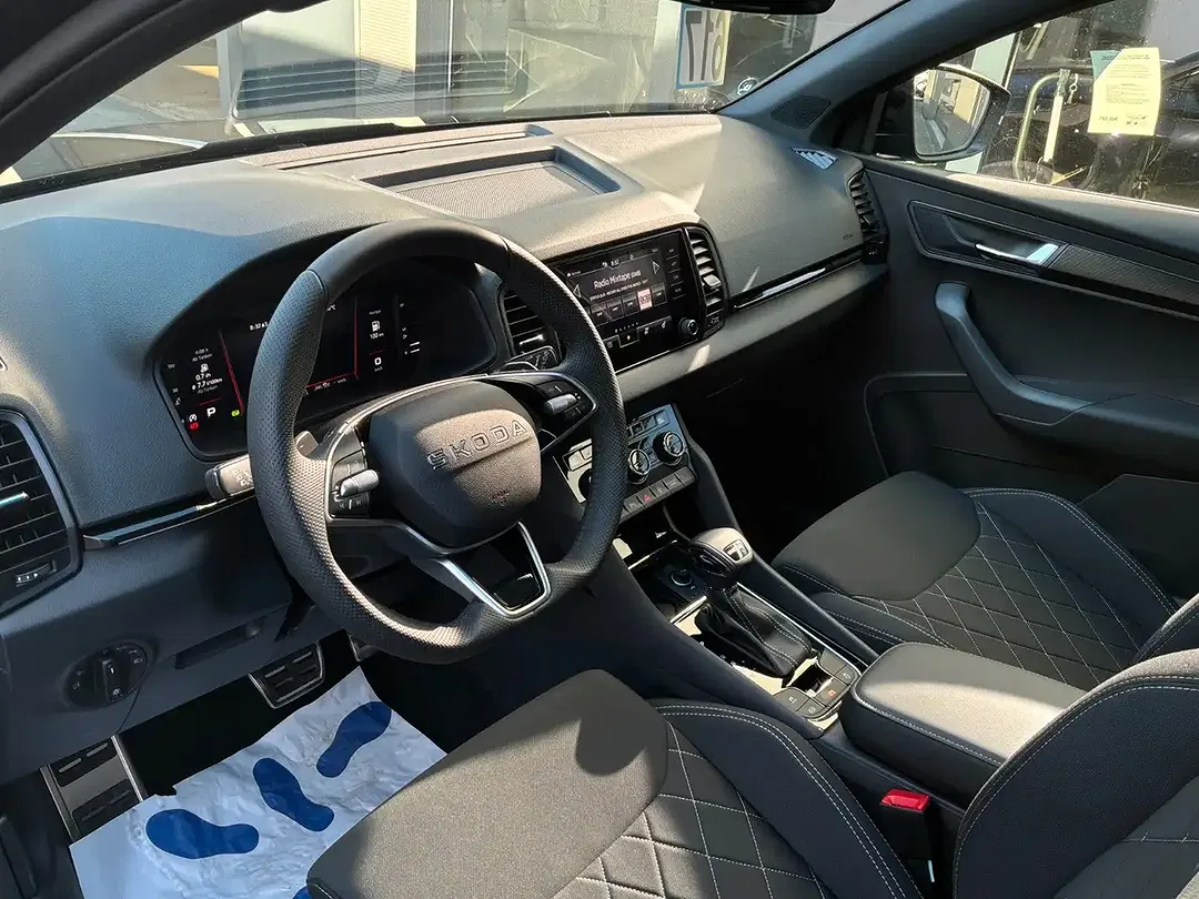Skoda Karoq - Thumbnail 8