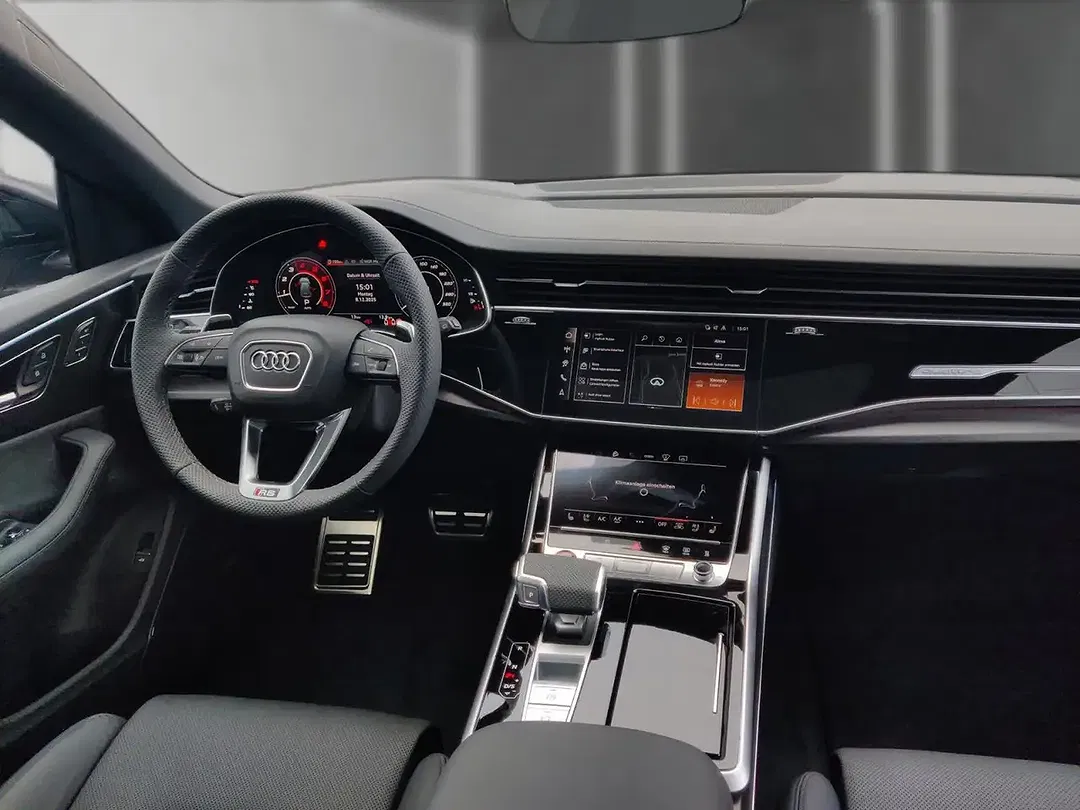Audi RS Q8 - Thumbnail 24