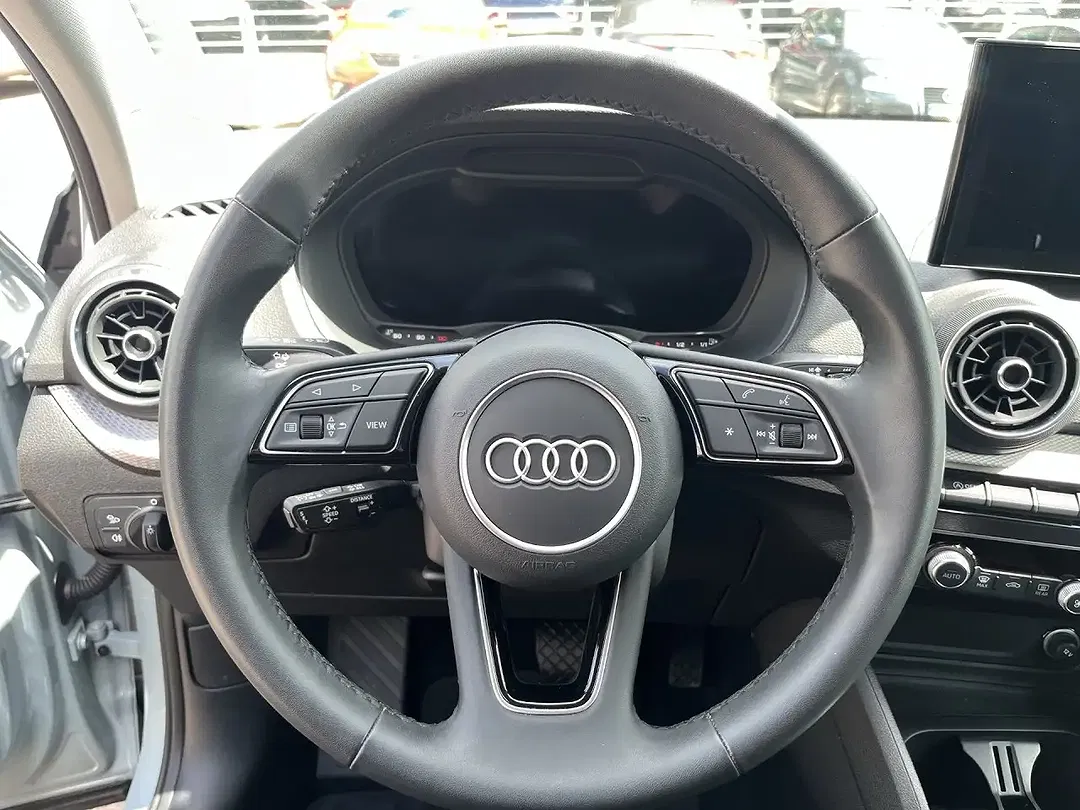 Audi Q2 - Thumbnail 12