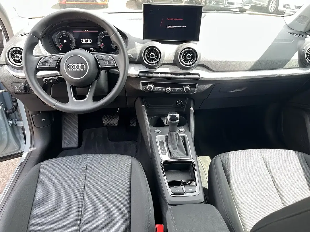 Audi Q2 - Thumbnail 9