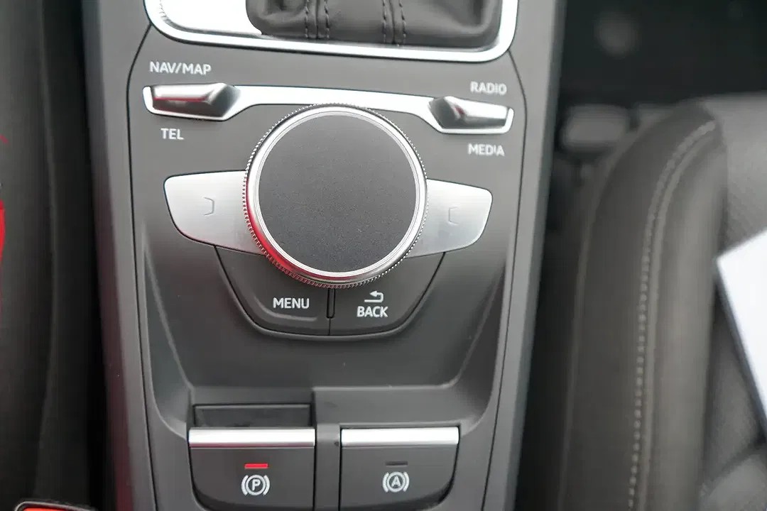 Audi Q2 - Thumbnail 13