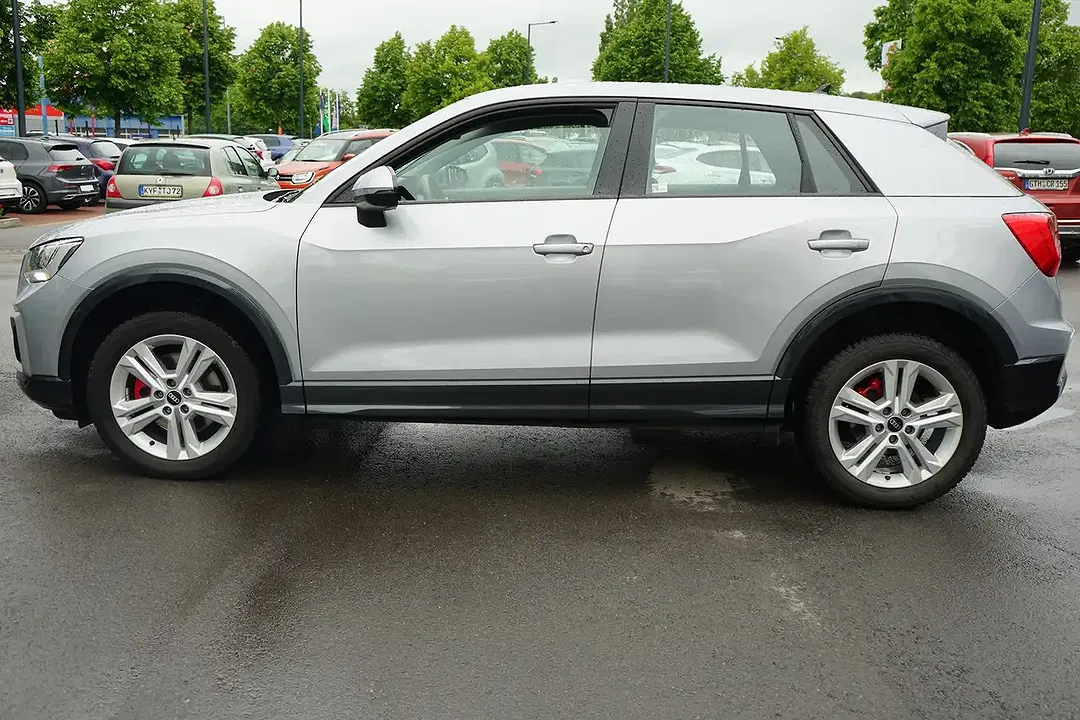 Audi Q2 - Thumbnail 2