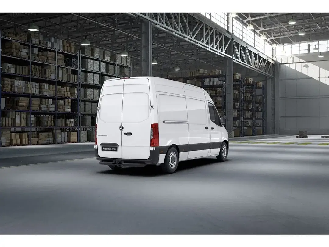 Mercedes-Benz Sprinter - Thumbnail 4