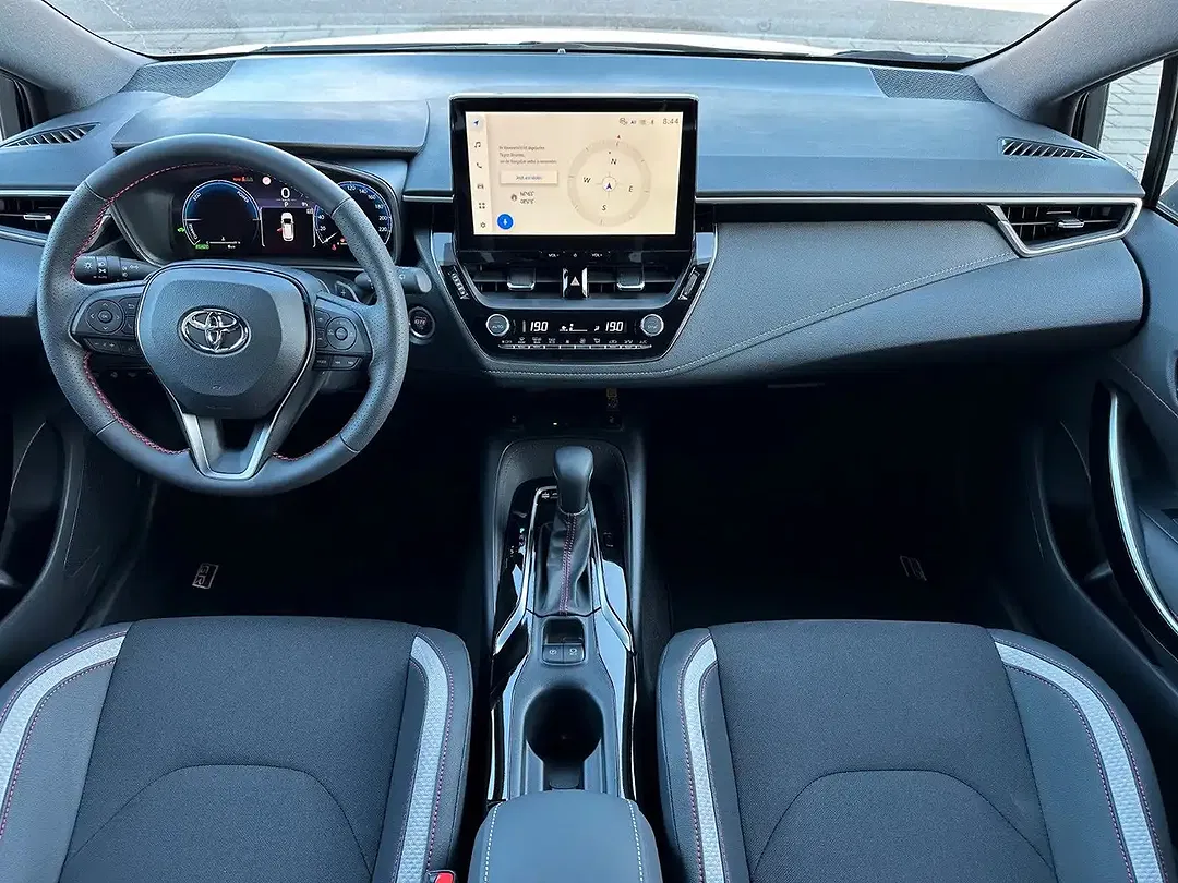 Toyota Corolla - Thumbnail 13