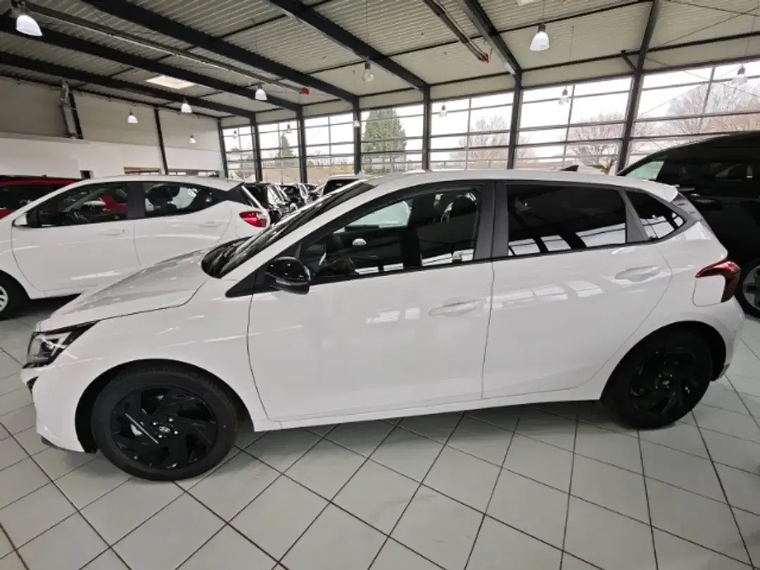 Hyundai i20 - Thumbnail 4