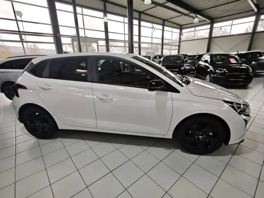 Hyundai i20 - Thumbnail 5