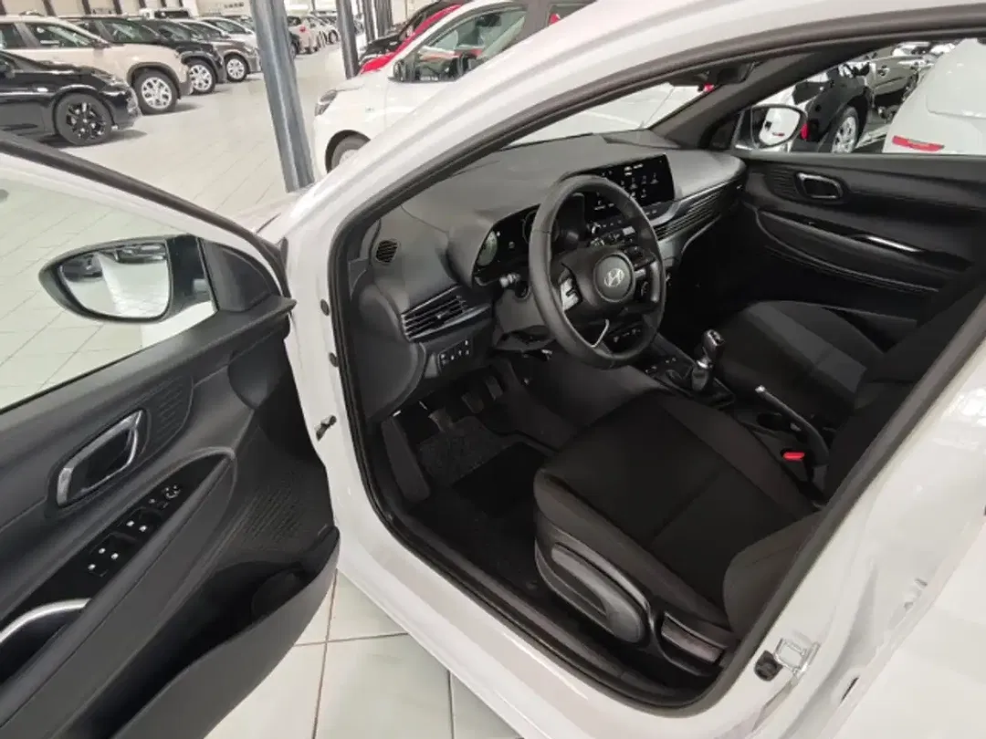 Hyundai i20 - Thumbnail 7