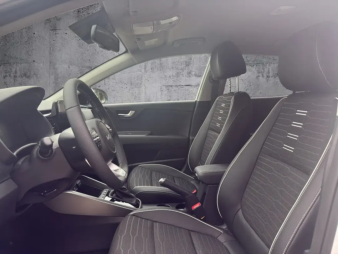 Kia Stonic - Thumbnail 9