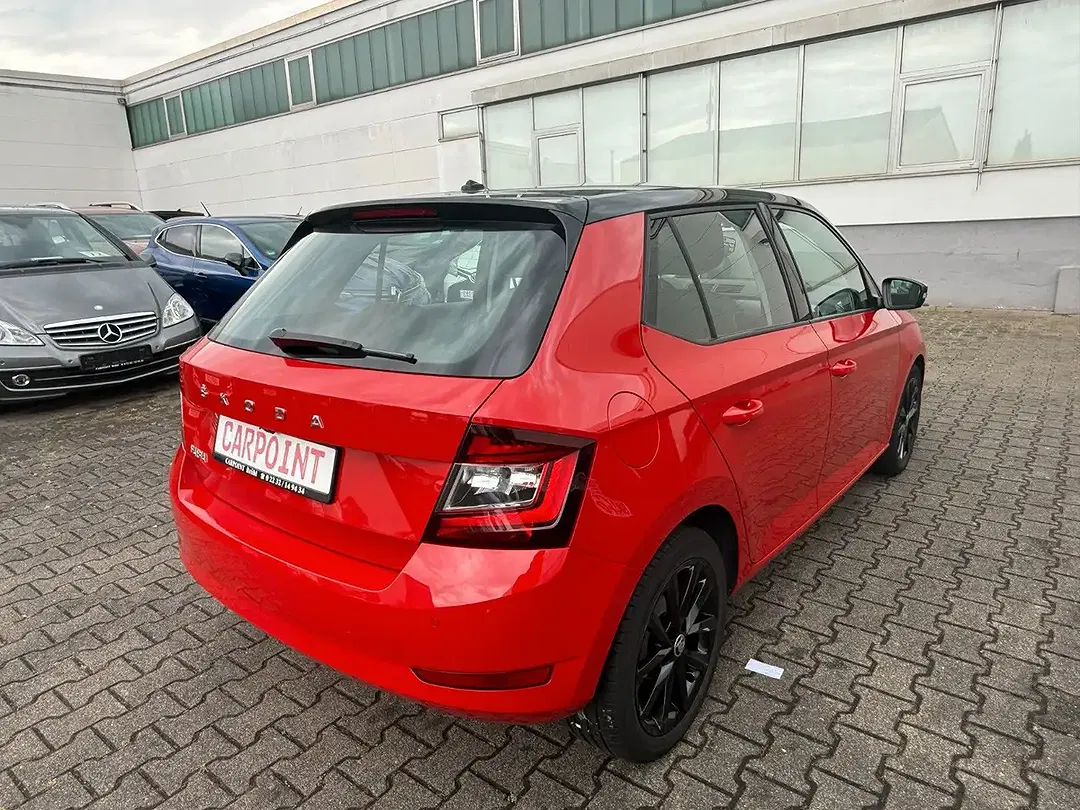 Skoda Fabia - Thumbnail 5