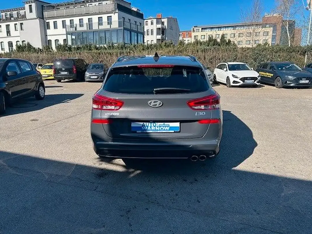 Hyundai i30 - Thumbnail 4
