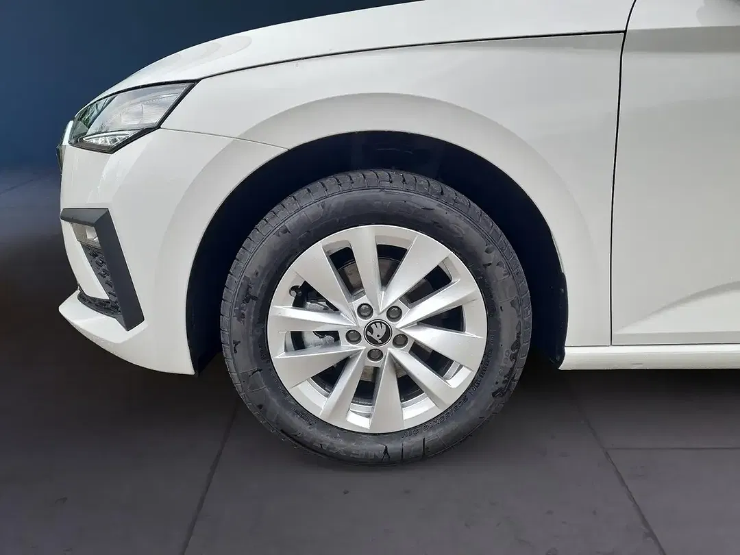 Skoda Scala - Thumbnail 7