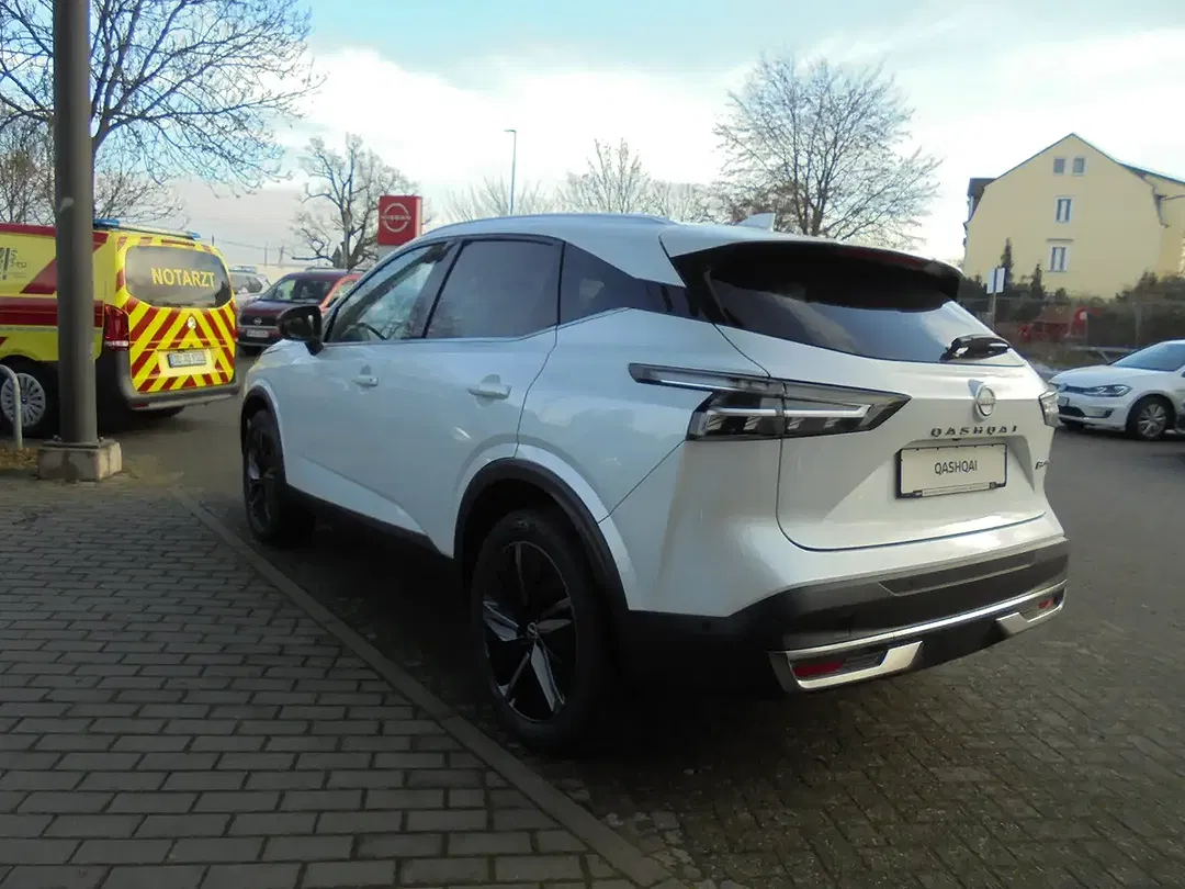 Nissan Qashqai - Thumbnail 6