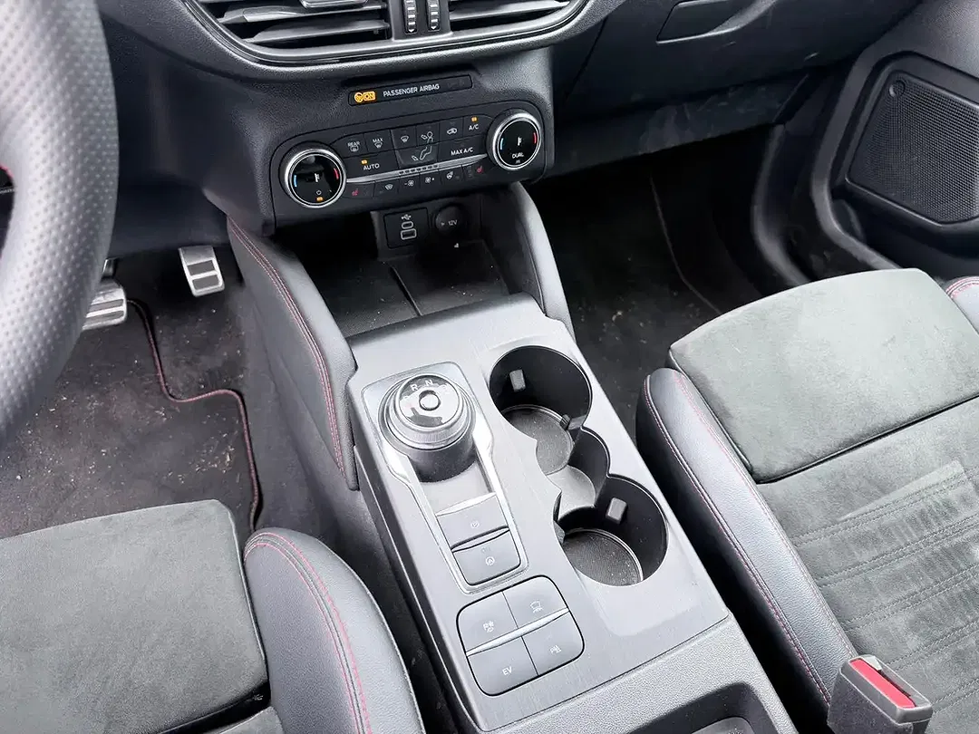 Ford Kuga - Thumbnail 12