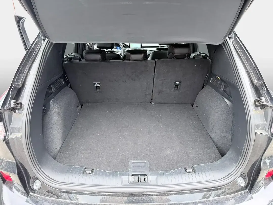 Ford Kuga - Thumbnail 15