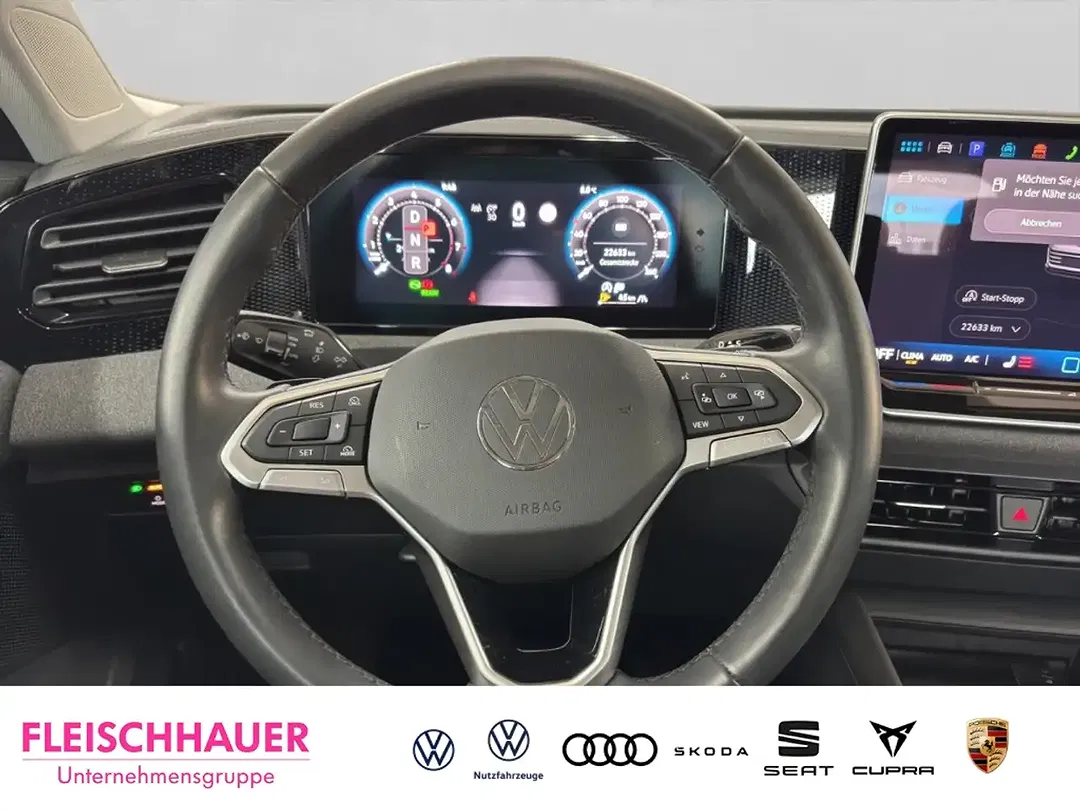 Volkswagen Tiguan - Thumbnail 11