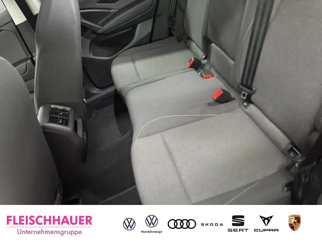 Volkswagen Tiguan - Thumbnail 18