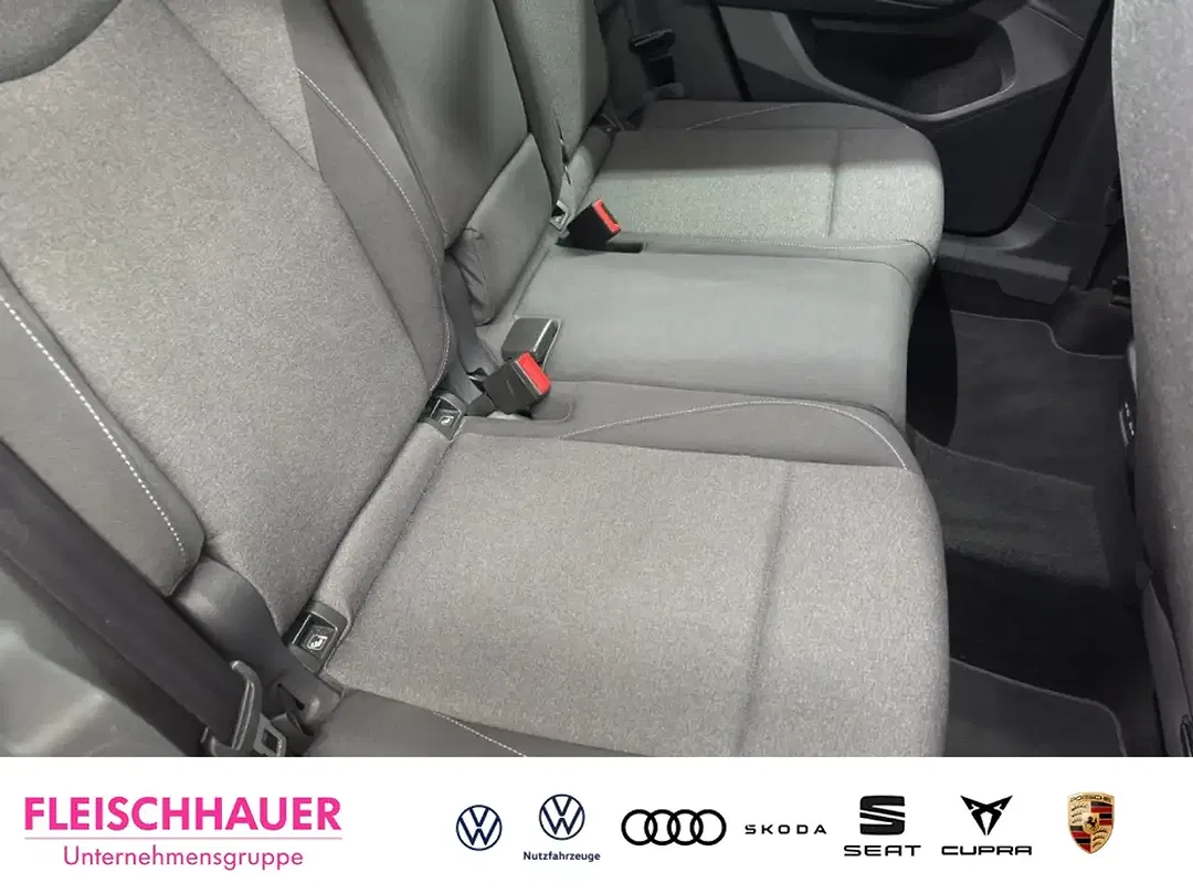 Volkswagen Tiguan - Thumbnail 19