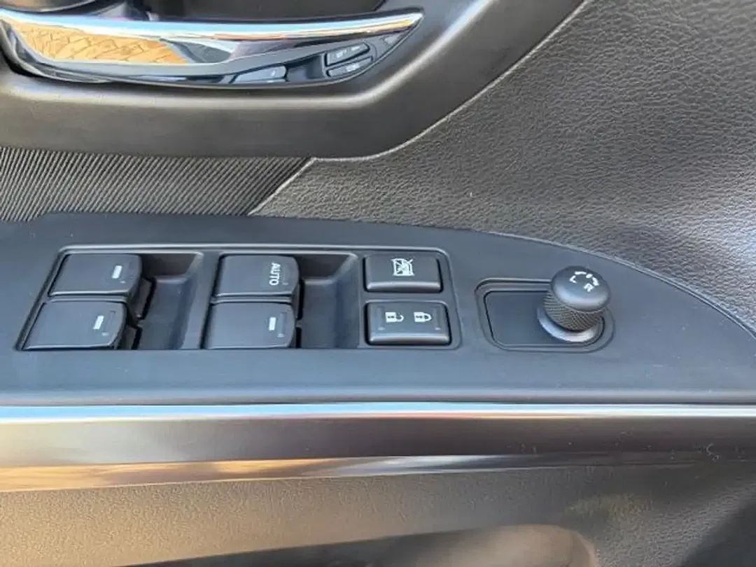 Suzuki SX4 S-Cross - Thumbnail 13