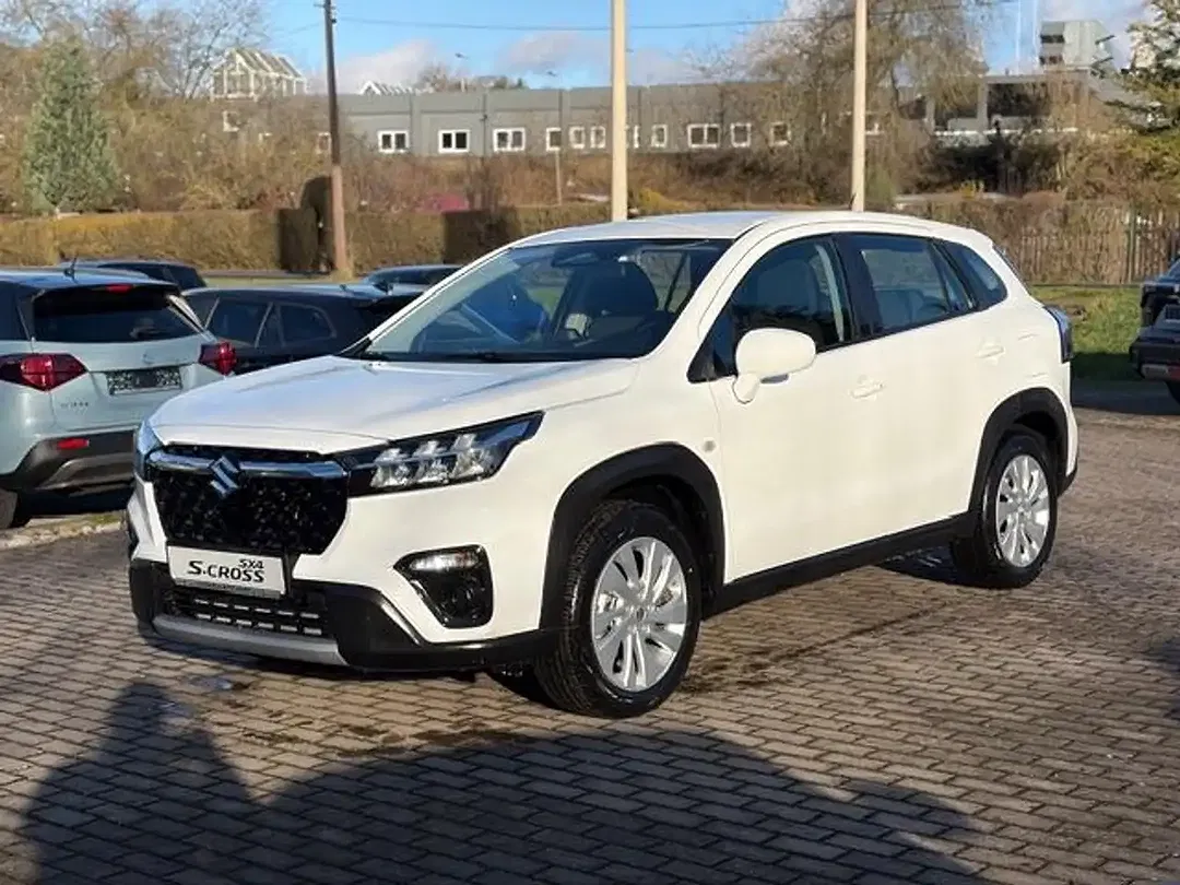Suzuki SX4 S-Cross - Thumbnail 2