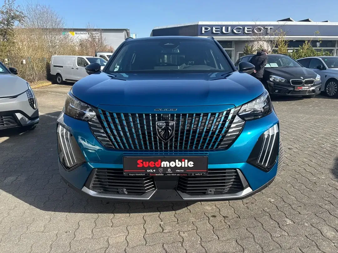 Peugeot 2008 - Thumbnail 3