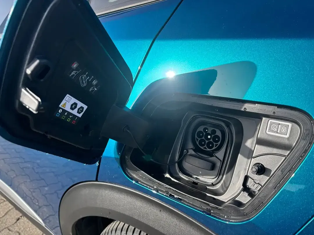 Peugeot 2008 - Thumbnail 5