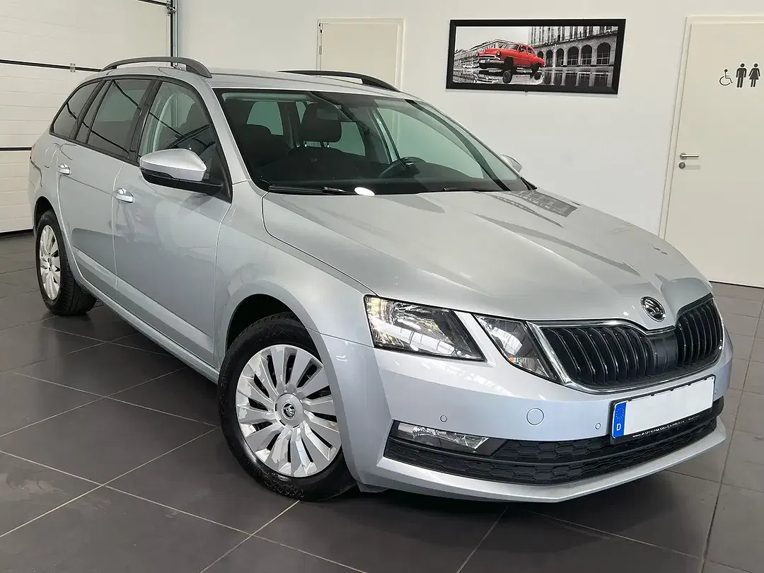 Skoda Octavia - Thumbnail 5