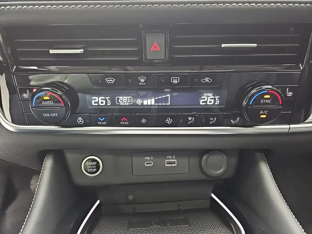 Nissan X-Trail - Thumbnail 11