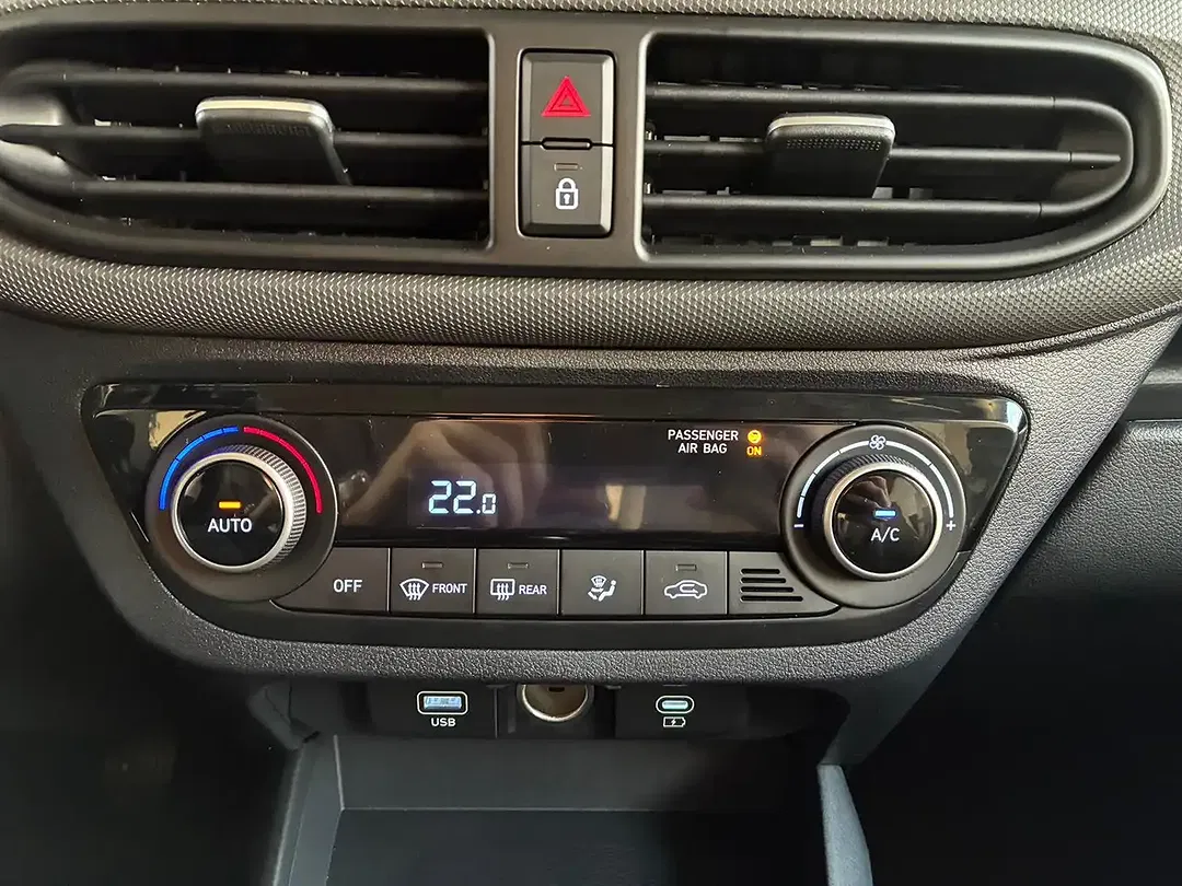 Hyundai i10 - Thumbnail 15