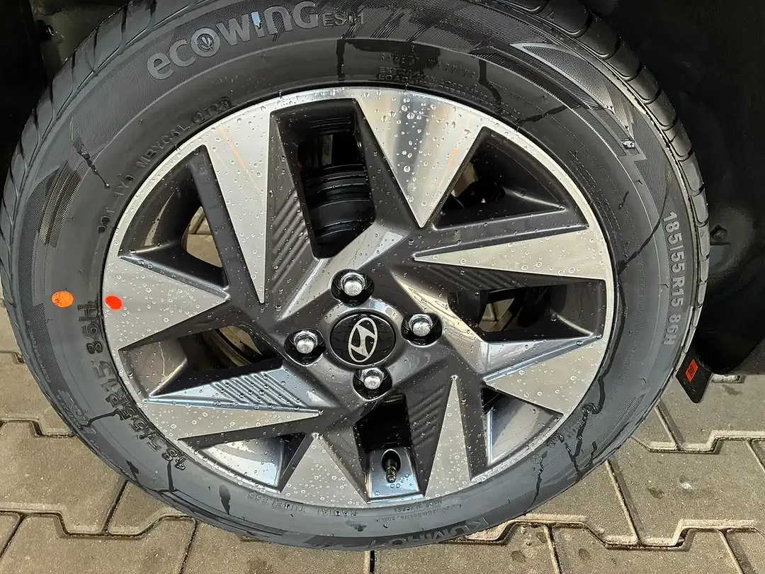 Hyundai i10 - Thumbnail 5