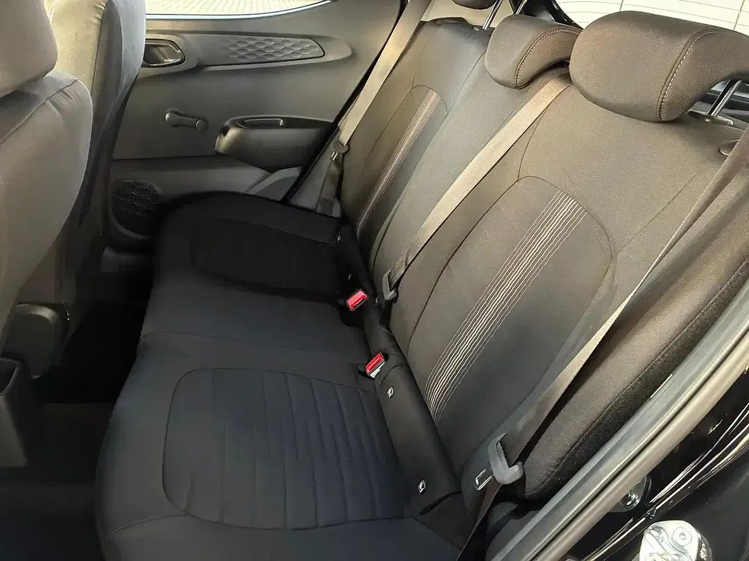 Hyundai i10 - Thumbnail 8