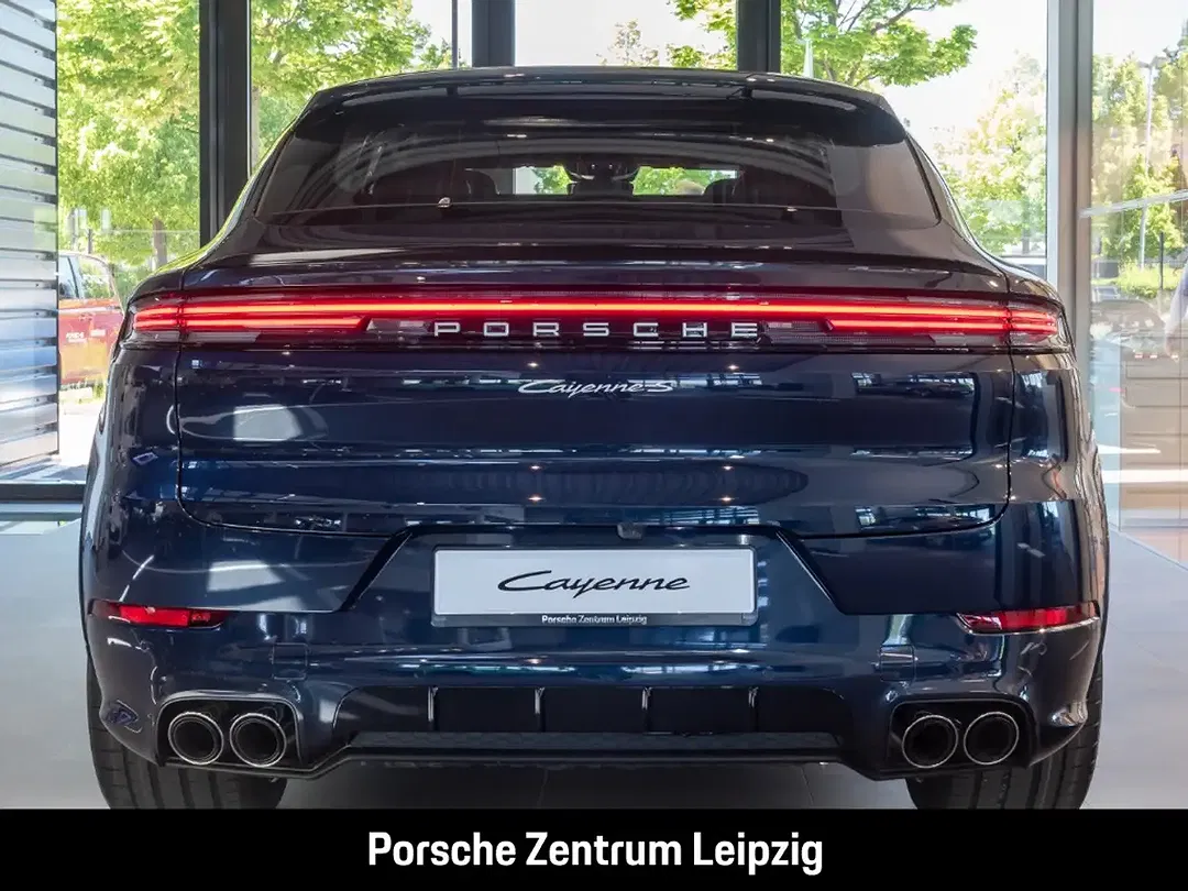Porsche Cayenne - Thumbnail 5