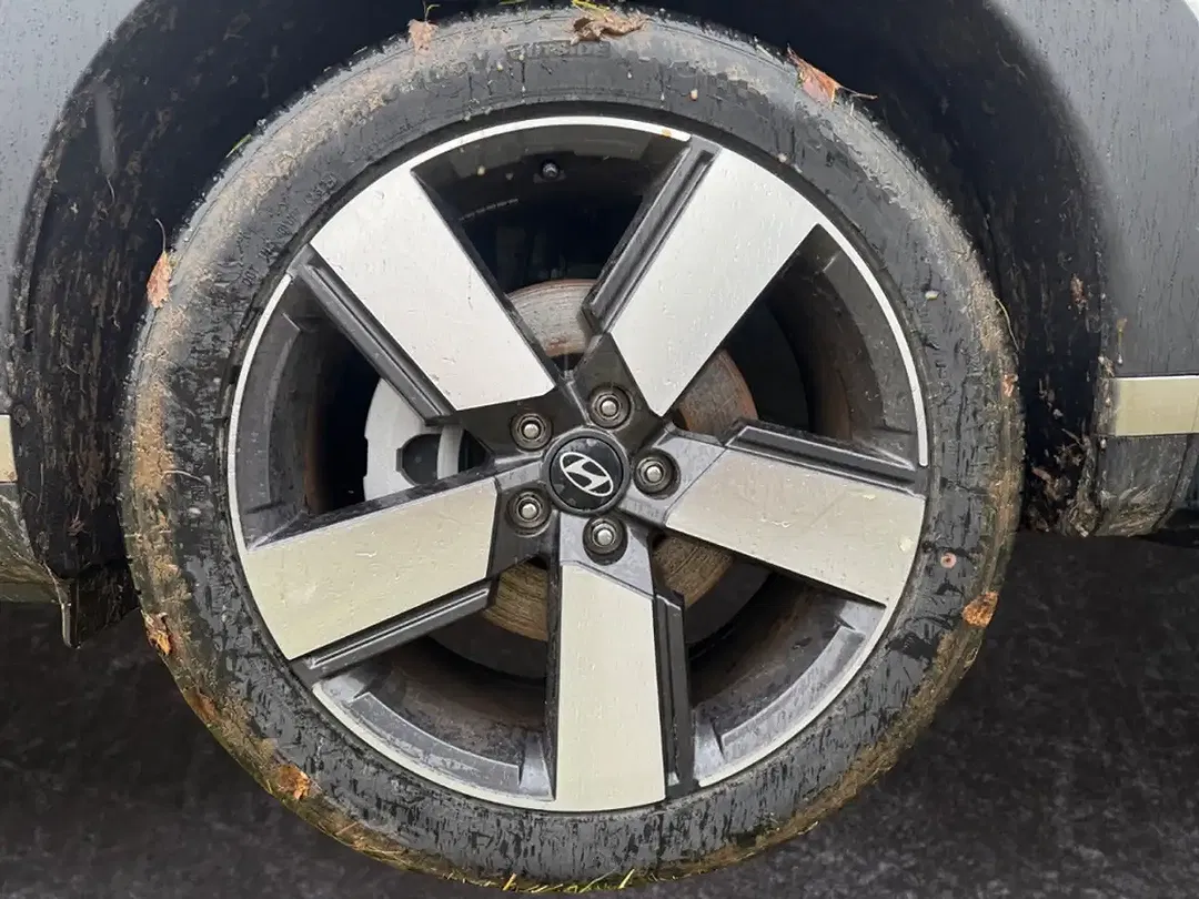 Hyundai SANTA FE - Thumbnail 14