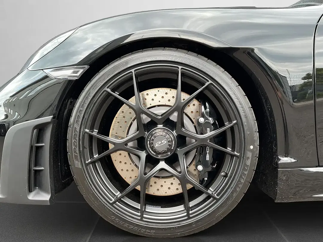 Porsche 718 Spyder - Thumbnail 8