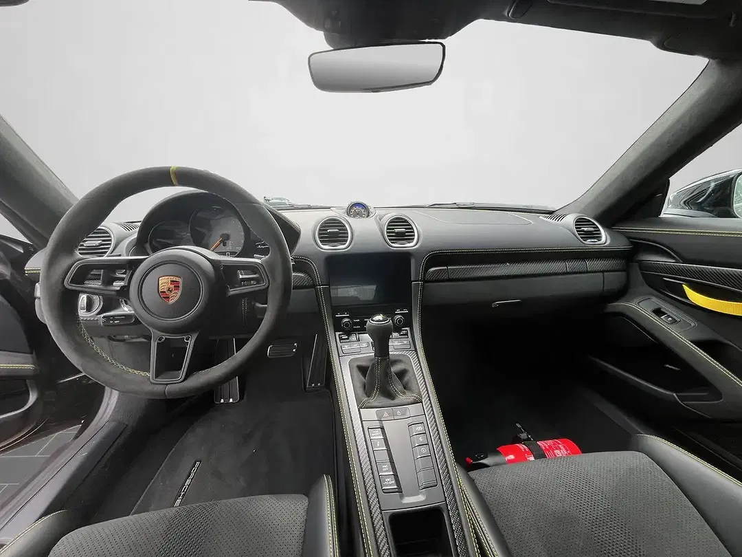 Porsche 718 Spyder - Thumbnail 9