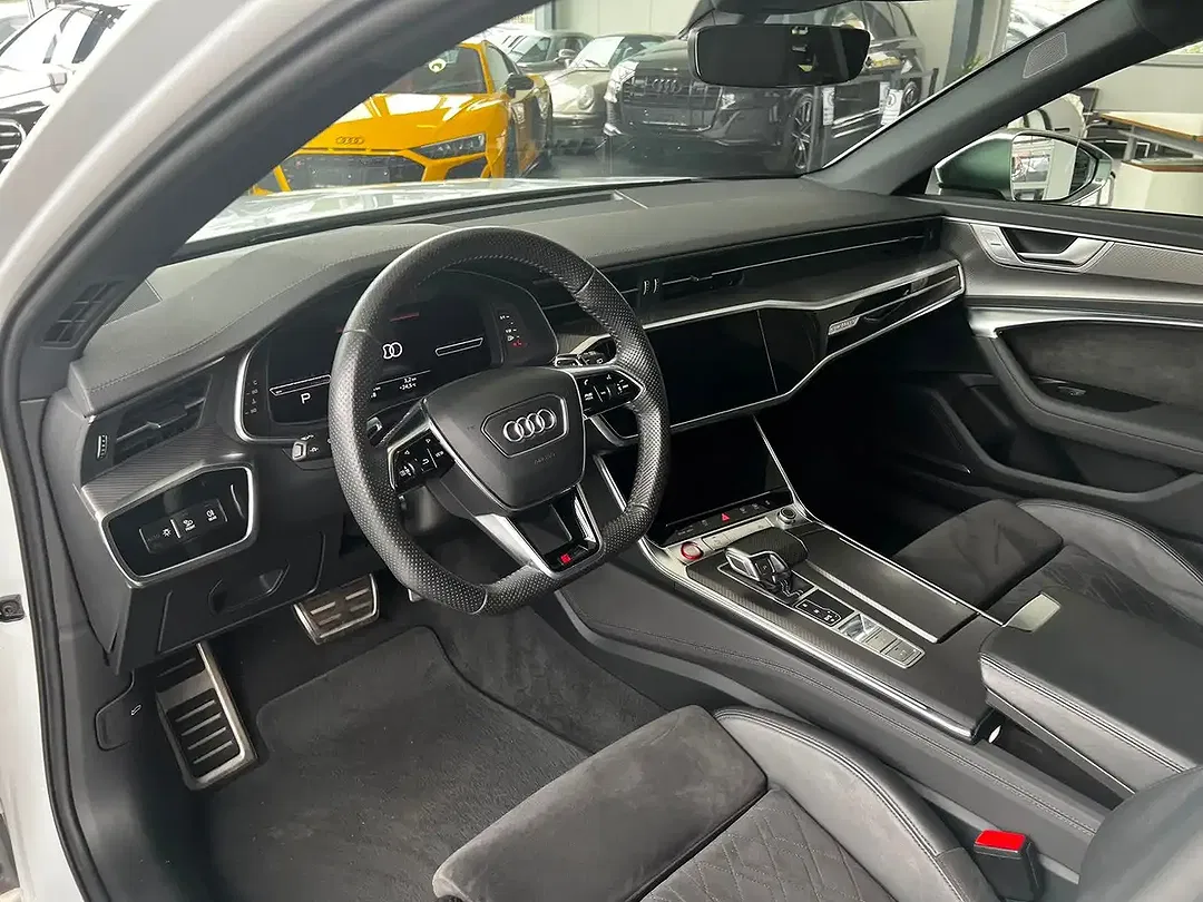 Audi RS6 - Thumbnail 10
