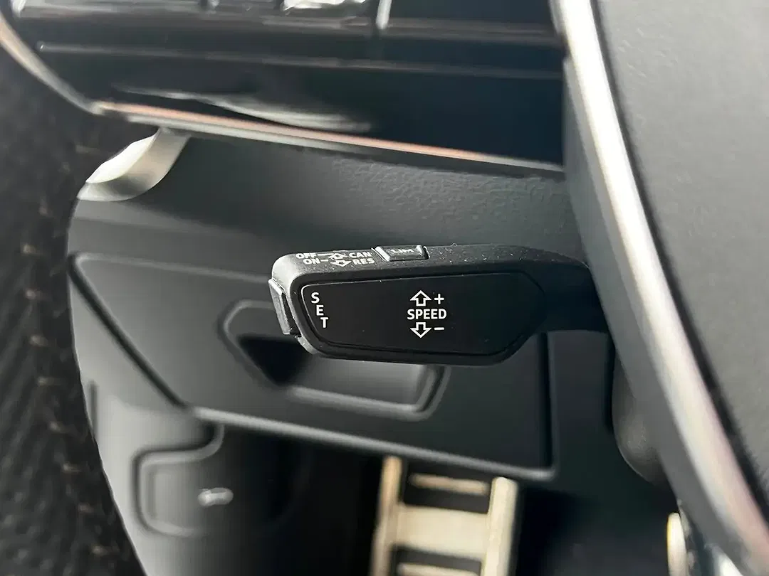 Audi RS6 - Thumbnail 12