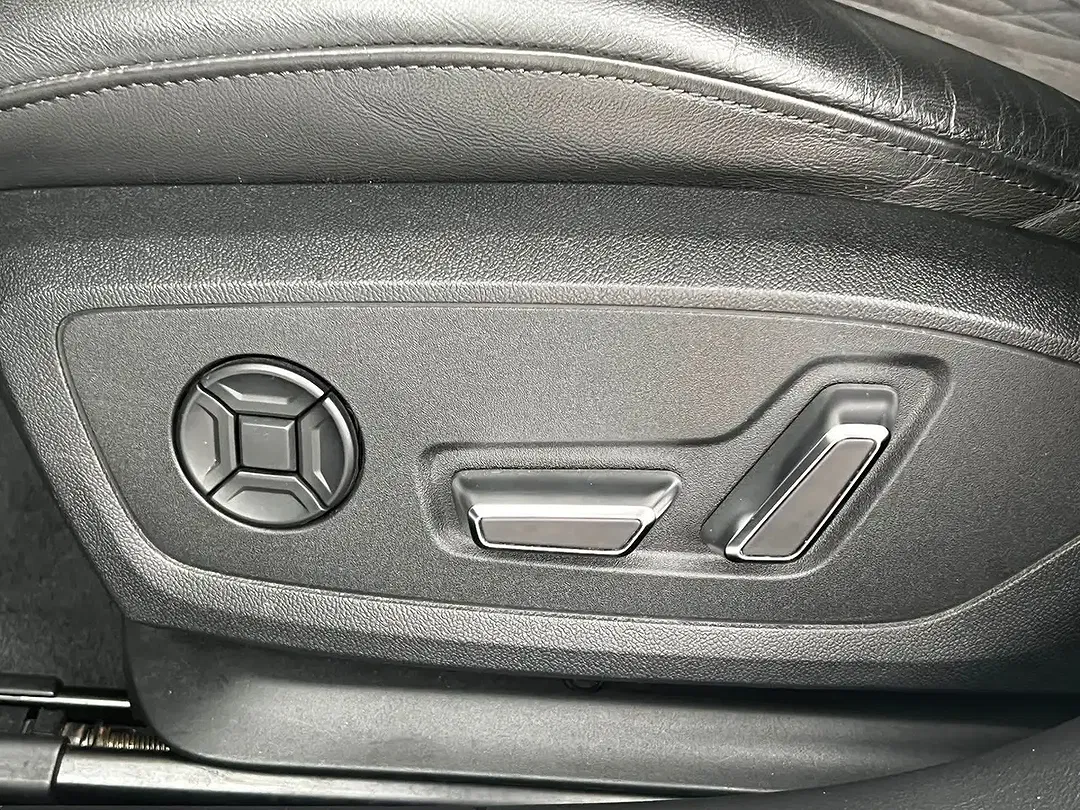 Audi RS6 - Thumbnail 13