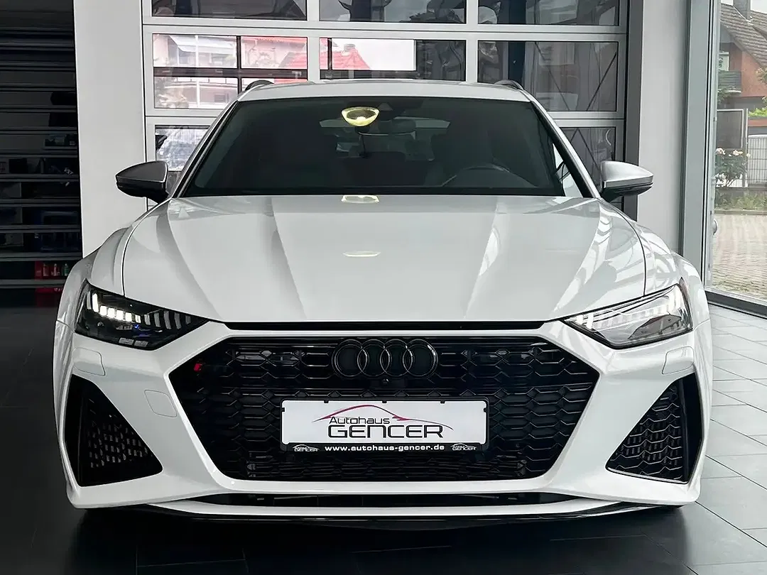 Audi RS6 - Thumbnail 2