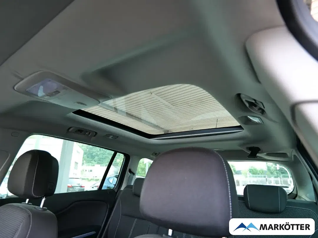 Opel Zafira - Thumbnail 10