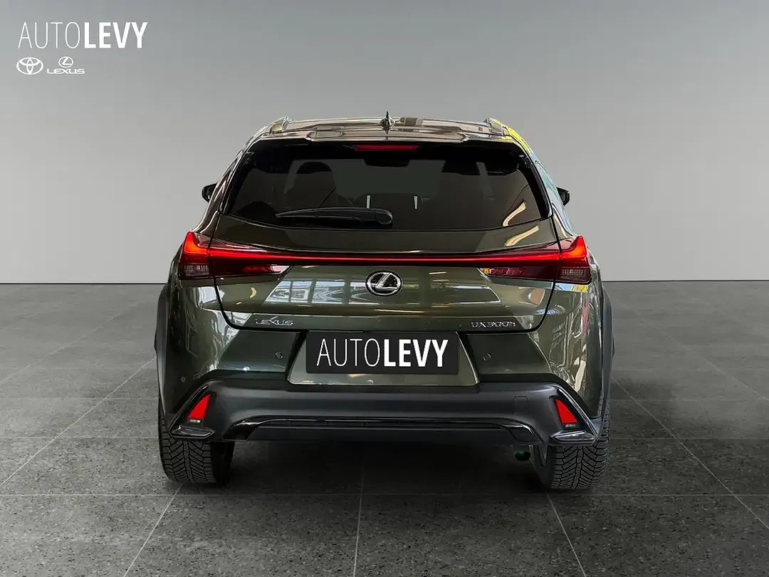Lexus UX 300h - Thumbnail 4