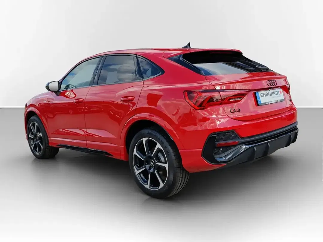 Audi Q3 - Thumbnail 6
