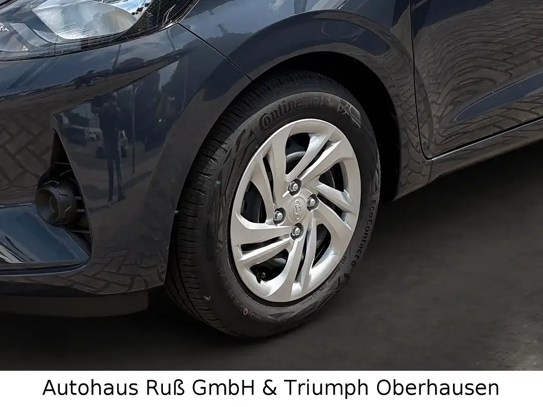 Hyundai i10 - Thumbnail 13