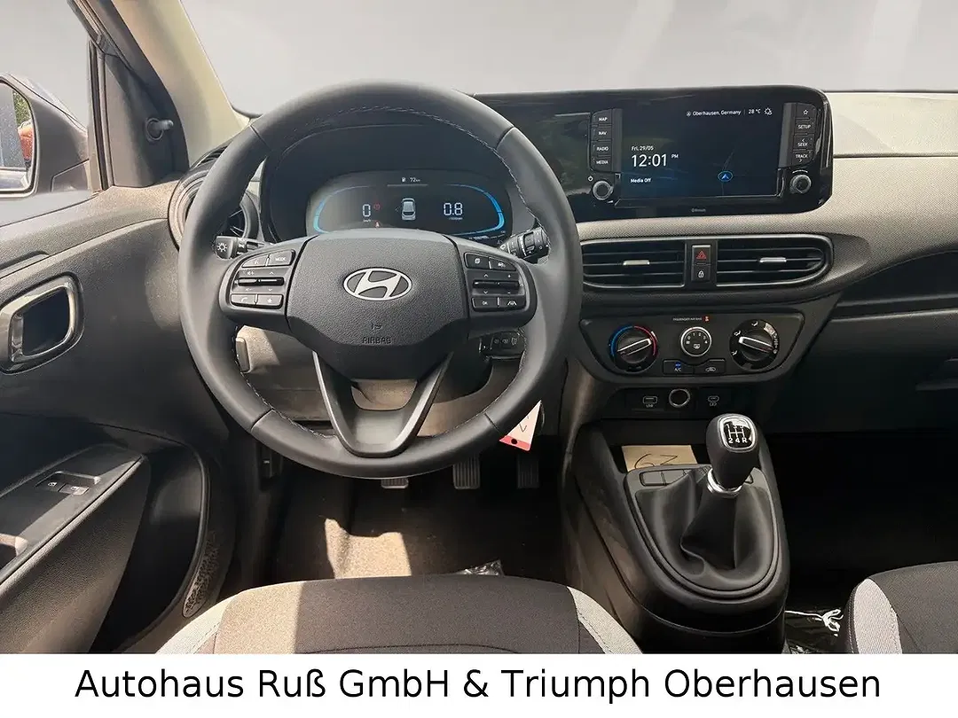 Hyundai i10 - Thumbnail 8
