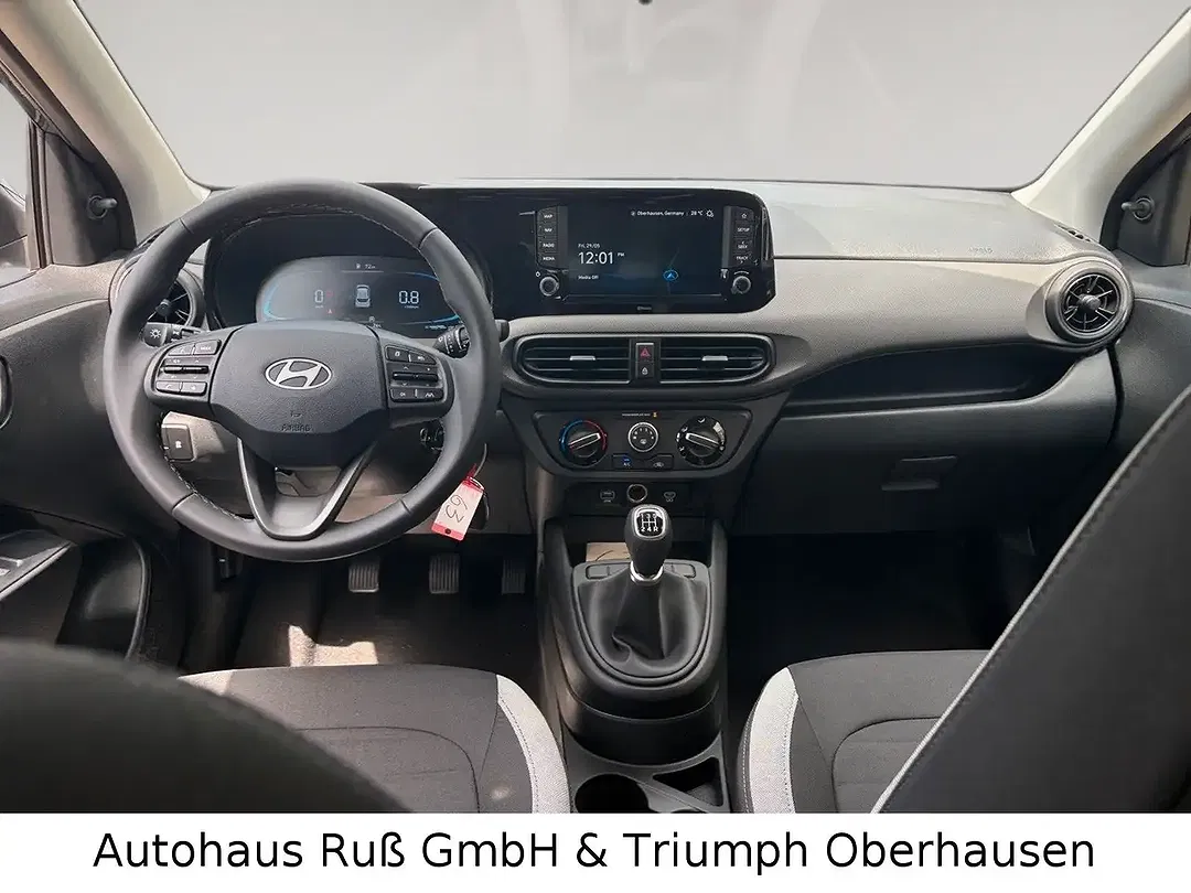 Hyundai i10 - Thumbnail 9