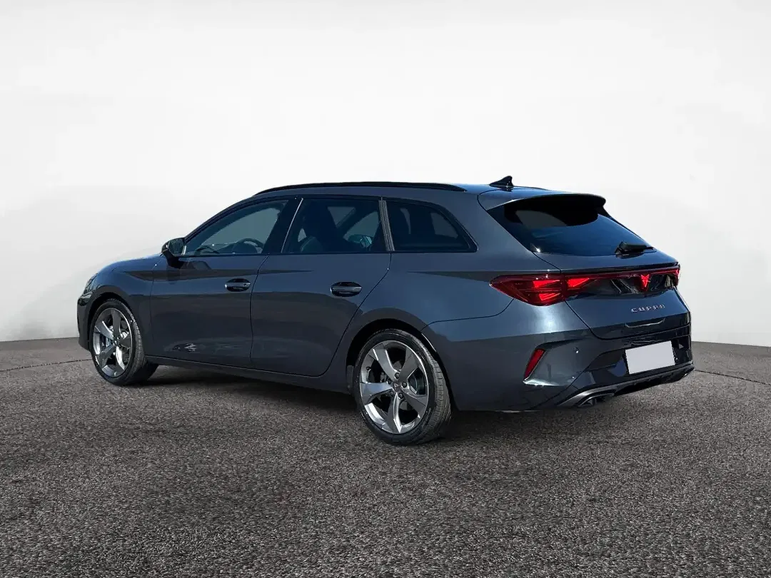 CUPRA Leon - Thumbnail 4