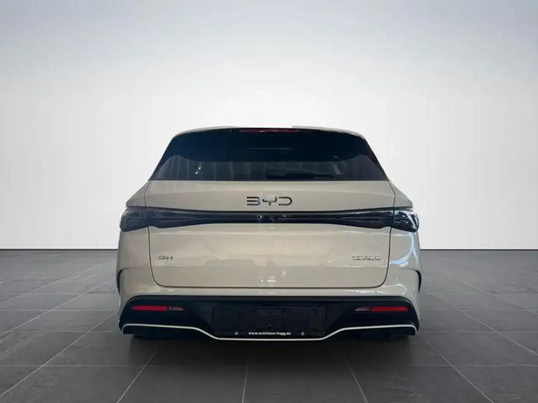 BYD Seal 6 - Thumbnail 4