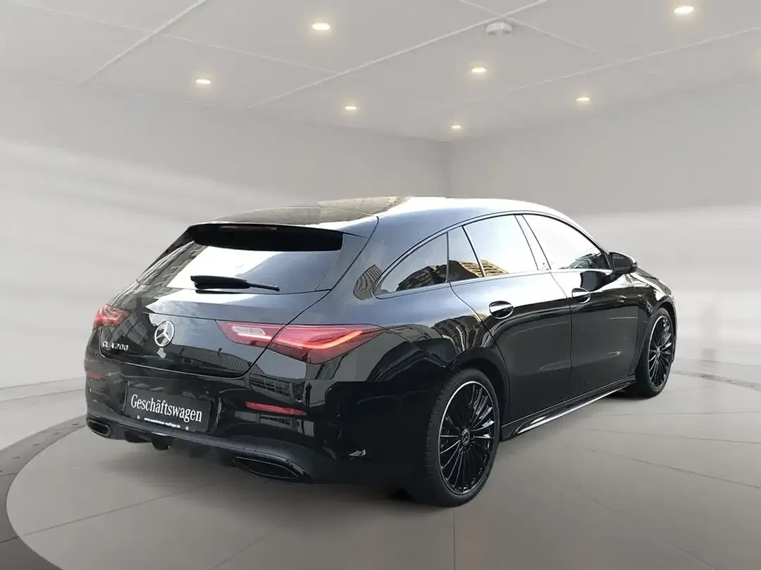 Mercedes-Benz CLA 200 - Thumbnail 2
