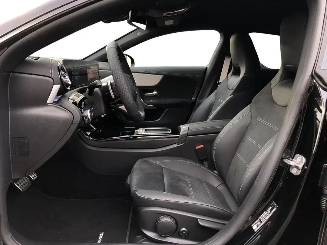 Mercedes-Benz CLA 200 - Thumbnail 5