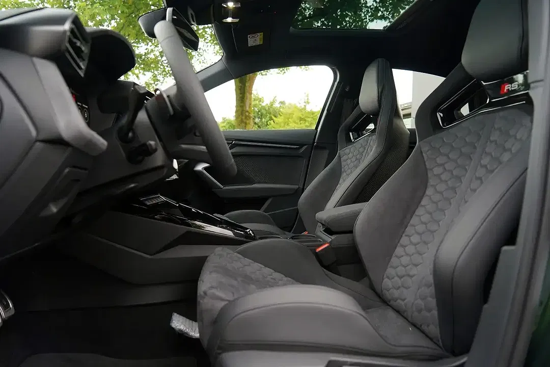 Audi RS3 - Thumbnail 13